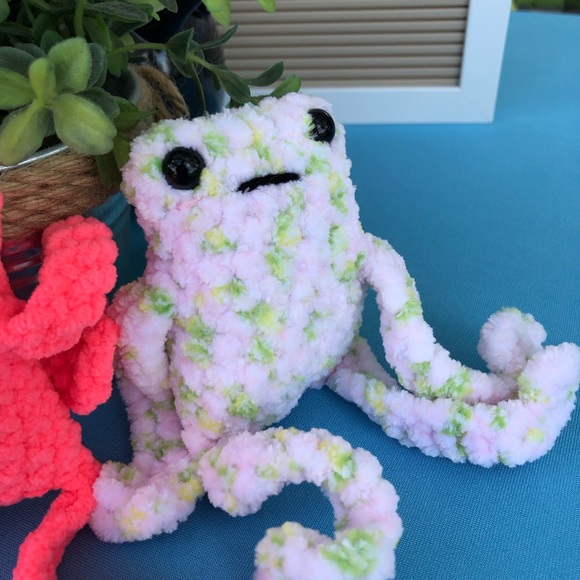 (Bundle of 4 random pick) Chunky Leggy Frogs - Picture 5 of 5
